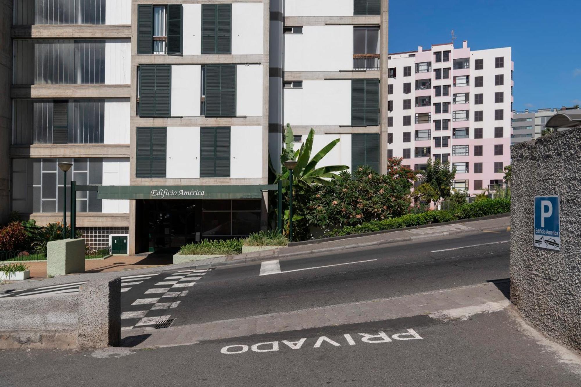 Apartamento America By An Island Apart Funchal  Bagian luar foto